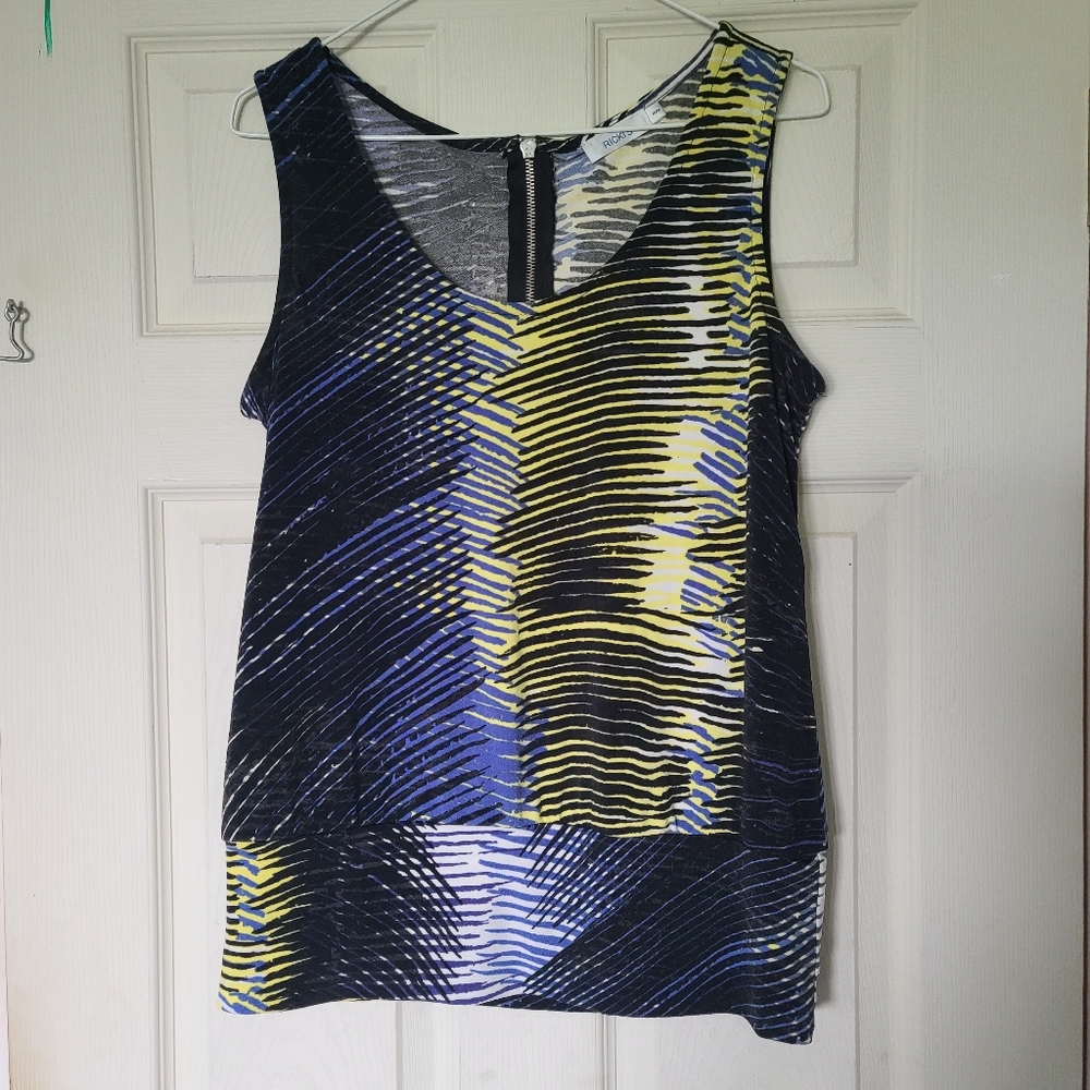 Womens Top Size M
